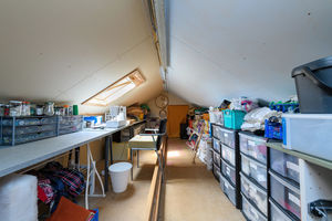 Loft Room- click for photo gallery